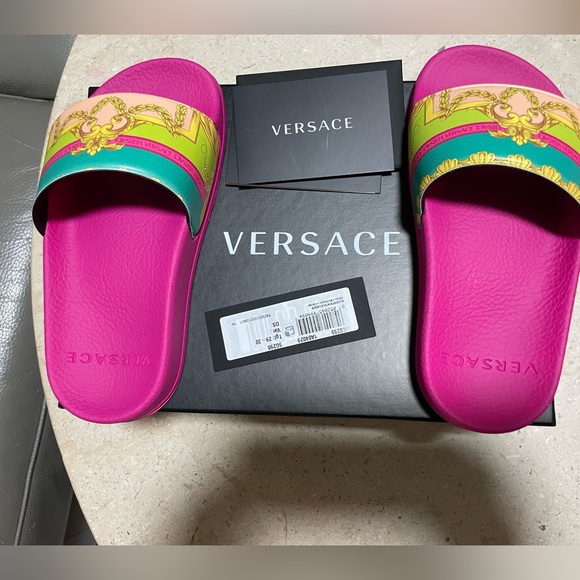 Versace, Sandals Shoes, kids, Size 29-30 (12C US) - Picture 3 of 5